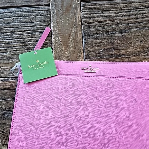 Kate Spade clutch - Picture 2 of 3
